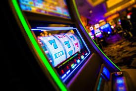 Antarmuka permainan live dealer blackjack dan roulette di aplikasi onebet login